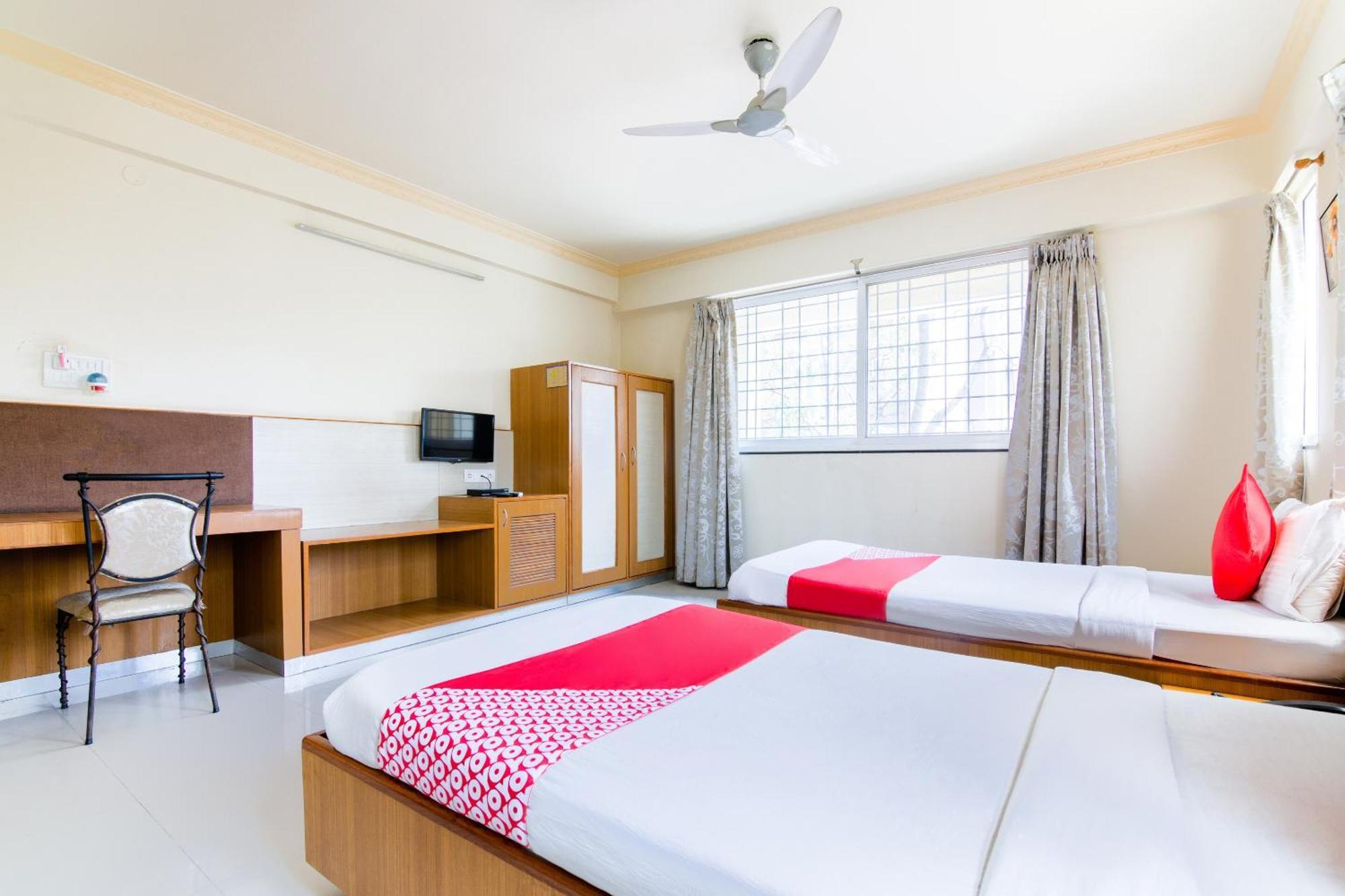 Flagship Aayush Corporate Stays Near Nexus Mall Koramangala Bangalore Exterior photo